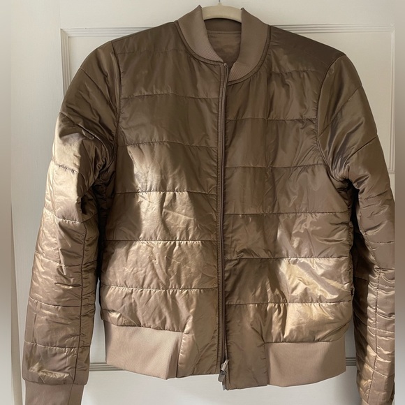 Lululemon Non-Stop Bomber Jacket. Reversible! - Picture 8 of 12